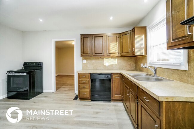 Photo - 7412 Roshon Ave