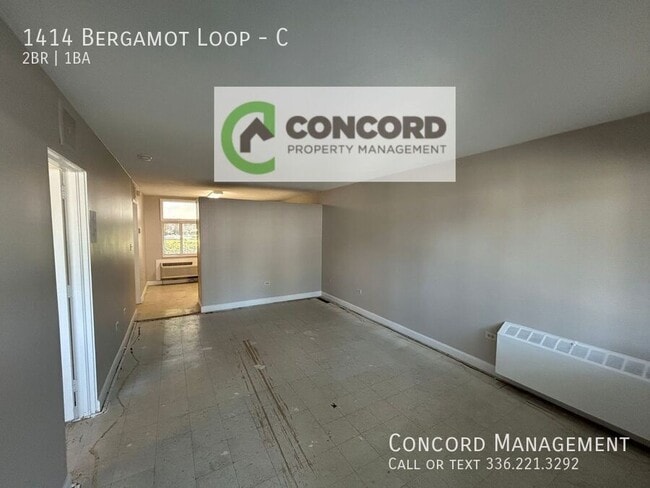 Photo - 1414 Bergamot Loop Unidad C