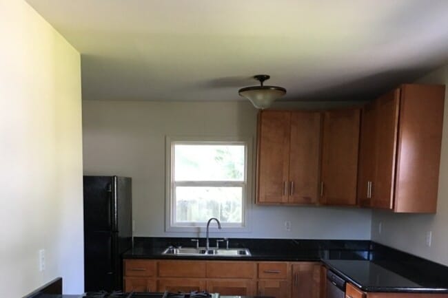 Building Photo - 3927 Baudin St Unit A