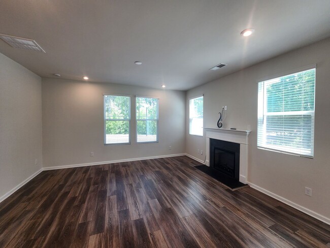 Photo - 3 Bedroom 2-Car Garage in Porter's Row in SW Charlotte