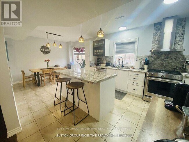 Photo - 1411 Sheldon St