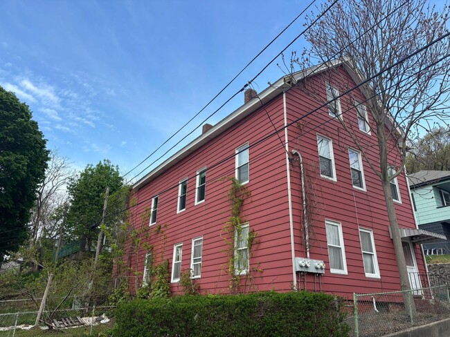 Photo - 9 Marshall St Unidad 2