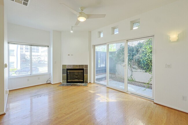 Photo - 3 Bed / 2.5 Bath Condo – Walk to Balboa Park!