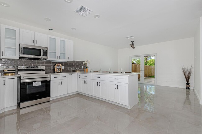 Photo - 1205-1207 NW 2nd Ave Apartamento Unidad B