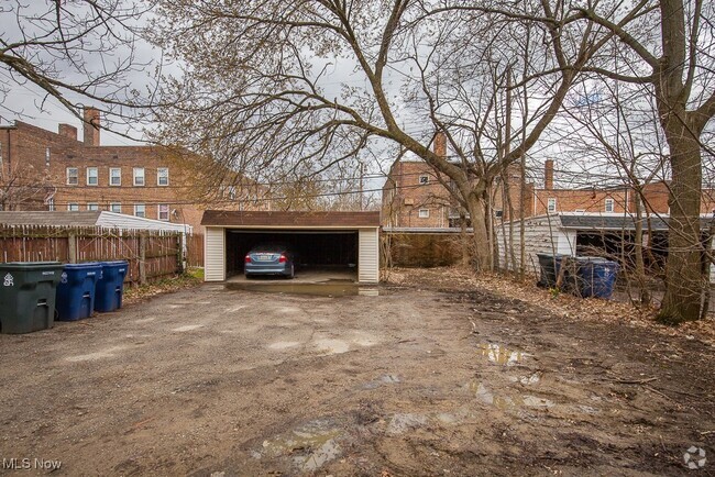Building Photo - 2671 Hampshire Rd Unit 1 Rental