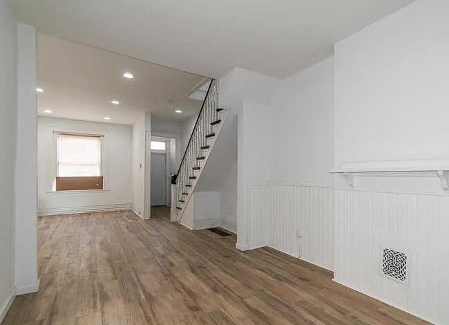 Photo - 2245 N Lambert St