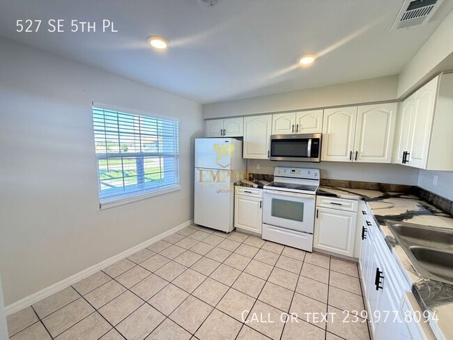 Photo - 527 SE 5th Pl