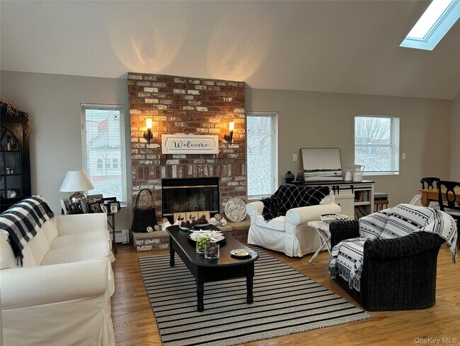 Photo - 259 Lincoln Blvd Unit UPPER DUPLEX