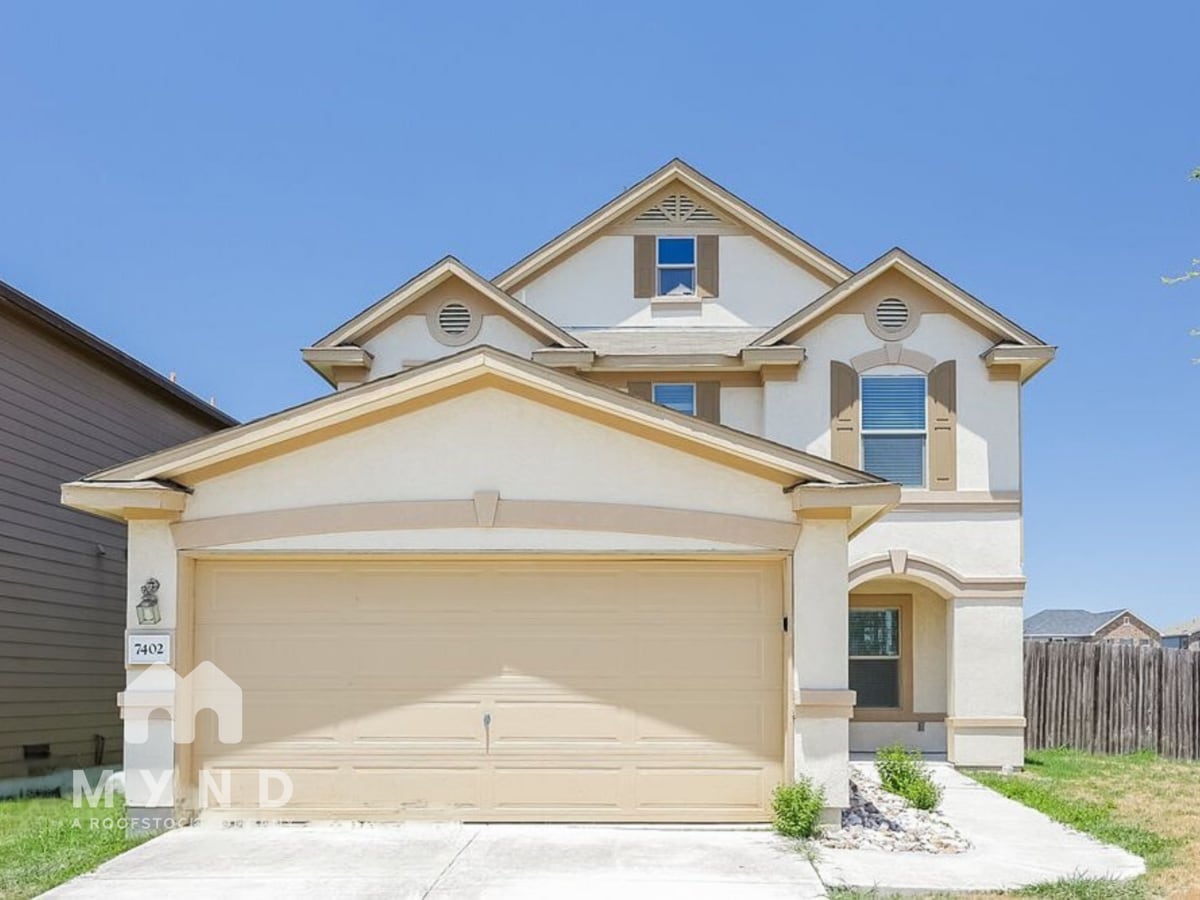 Photo - 7402 Bluebonnet Bay