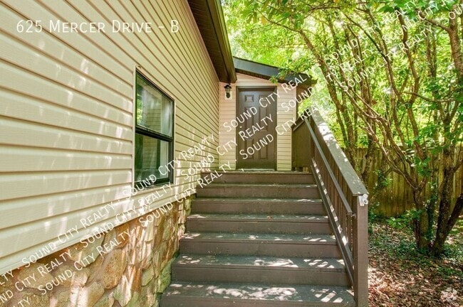 Building Photo - 625 Mercer Dr Unit B Rental