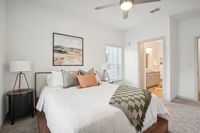 Photo - Avocet at Melbourne