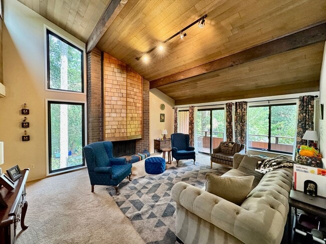 Photo - 15130 SE 47th Pl