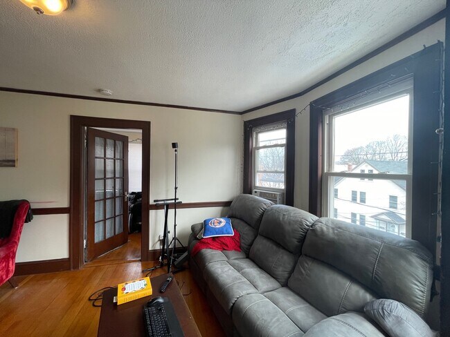 Photo - 58 Brock St