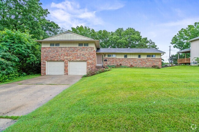 Building Photo - Fairview 820 Unit #A Rental