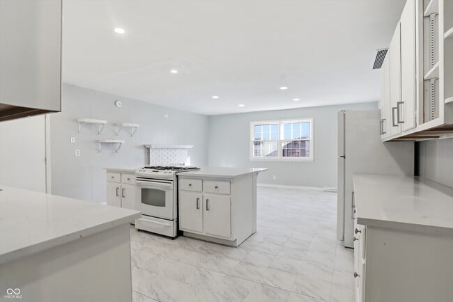 Photo - 3329 Melbourne Cir