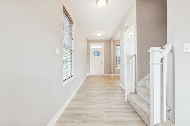 Photo - 4 bed/2.5 bath Ready Now- Norfolk