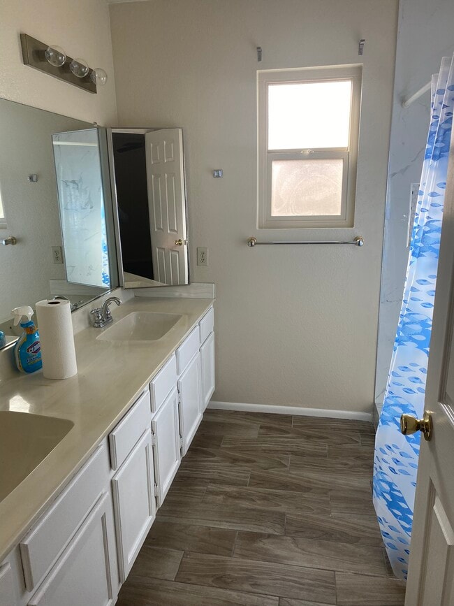 Photo - 15641 N 63rd Way