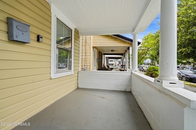 Photo - 1114 Summerfield Ave