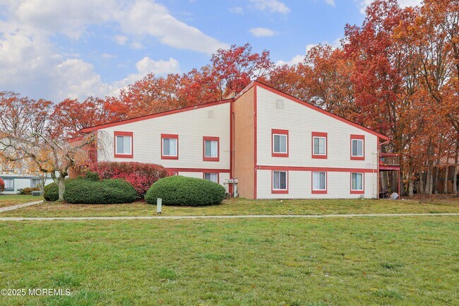 Photo - 89 Northrup Dr Unit 75