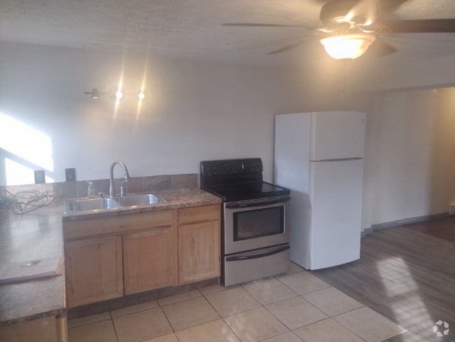 Building Photo - 35 S Salem-Warren Rd Rental