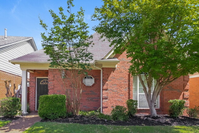 Building Photo - 8696 Eagle View Dr Rental