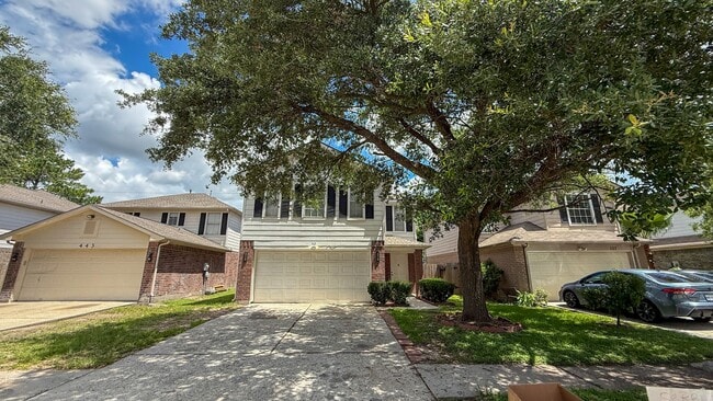 503 Willow W Dr
