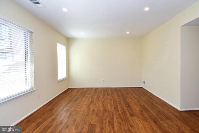 Photo - 1809 Westwind Way