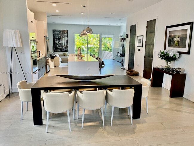 Photo - 3050 Day Ave