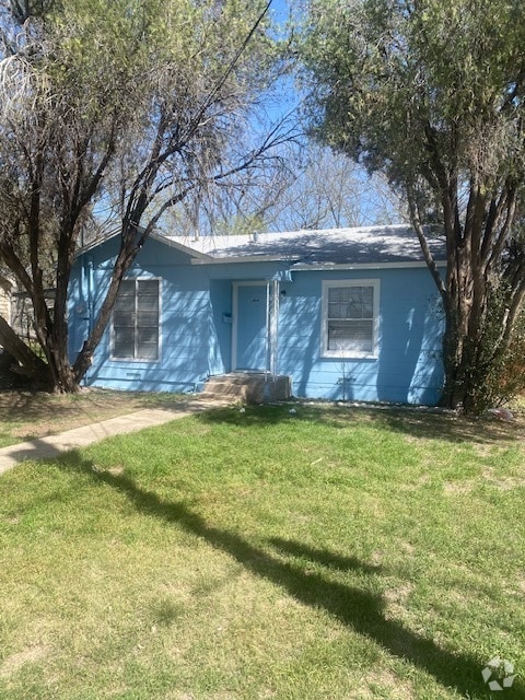 Building Photo - 1404 Mulford St Rental