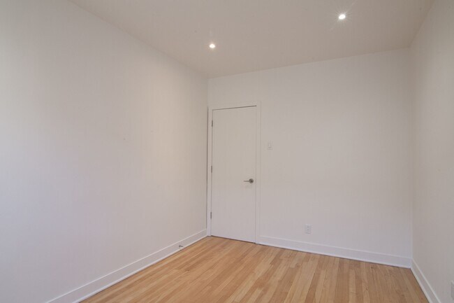 Photo - 2105 Rue Chomedey Unit 15