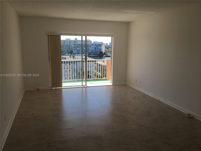 Photo - 2200 E Hallandale Beach Blvd Unit 708