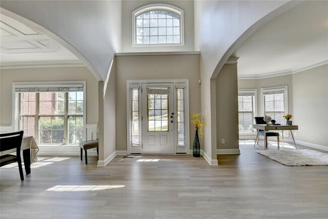 Photo - 4805 Shelbourne Dr