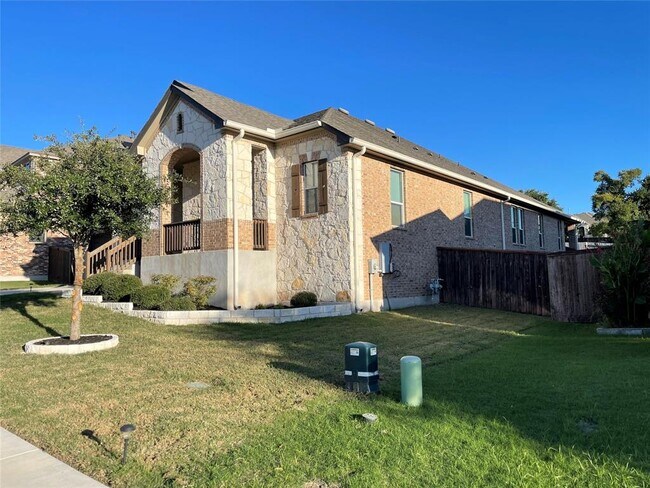 Photo - 3105 Maurine Dr