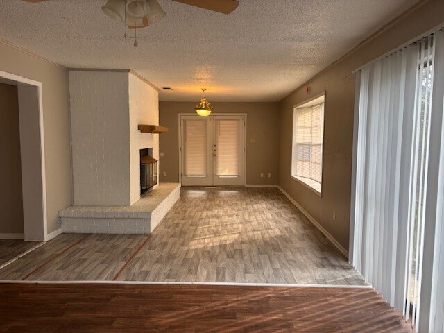 Photo - 1408 Illinois Ave