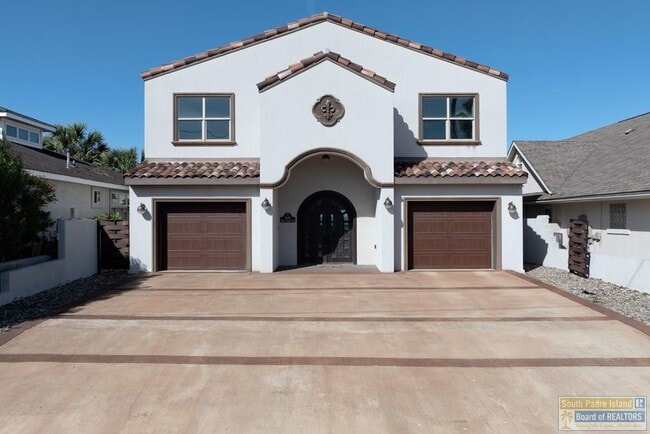 Photo - 618 N Shore Dr