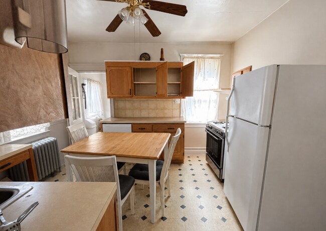 Photo - 633 Edgewood Ave