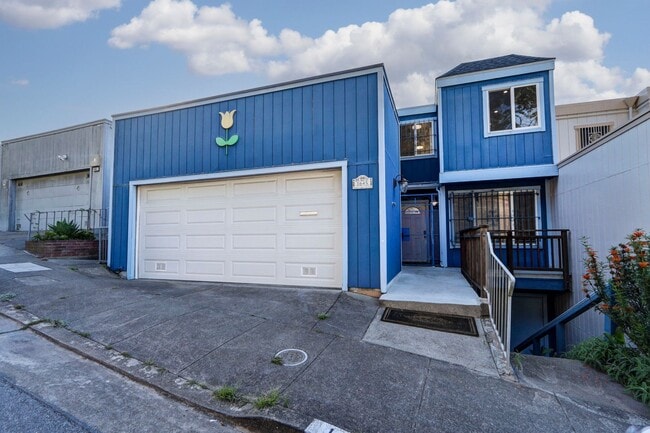 Photo - 1645 15th Ave