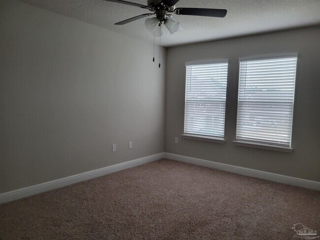 Photo - 6090 Royal Port Ct