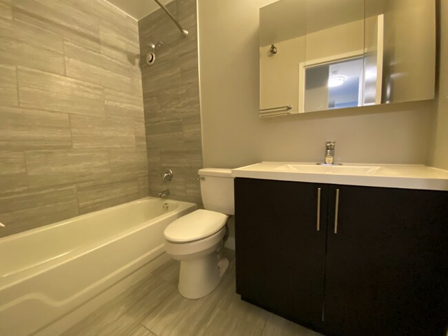 Photo - 870 N Wabash Ave Unidad 07E