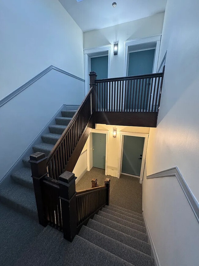 Photo - 5623 S Prairie Ave