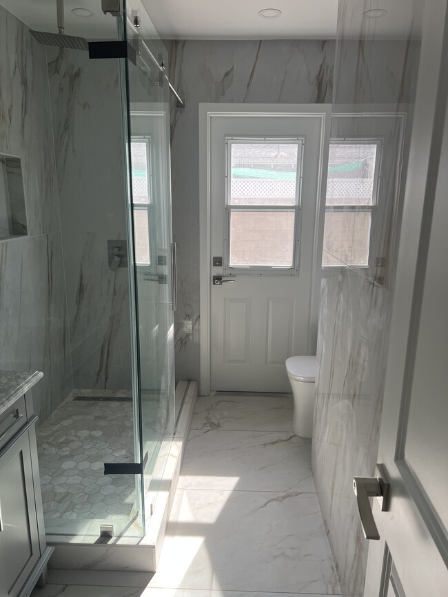 Photo - 21133 Grace Ave