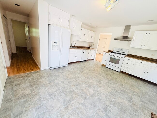 Photo - 2904 Stork Ct