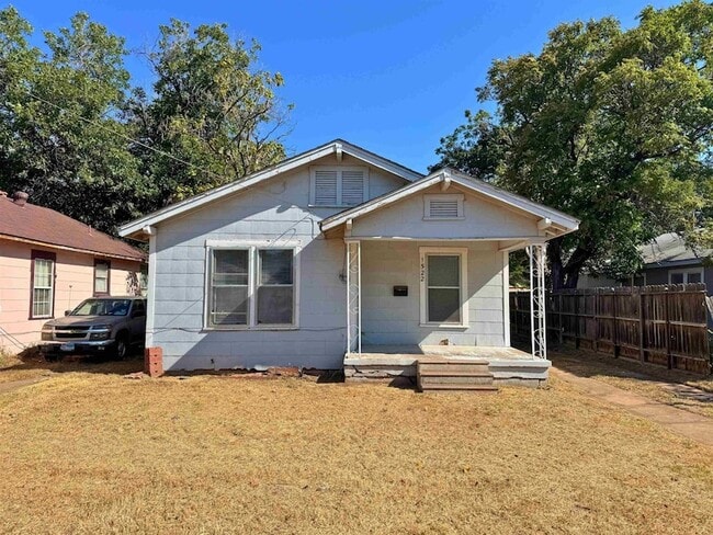 Building Photo - 1522 Blonde St