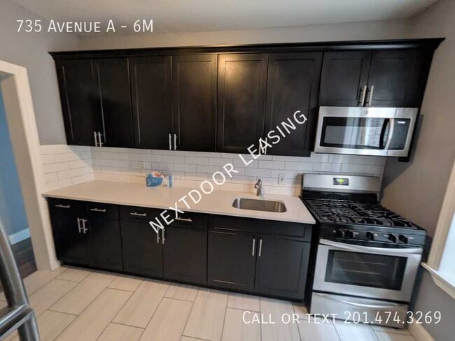 Building Photo - 735 Avenue A Unit 6M