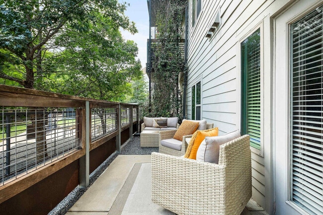 Photo - 2505 Thornton Rd Unidad FL2-ID1261197P