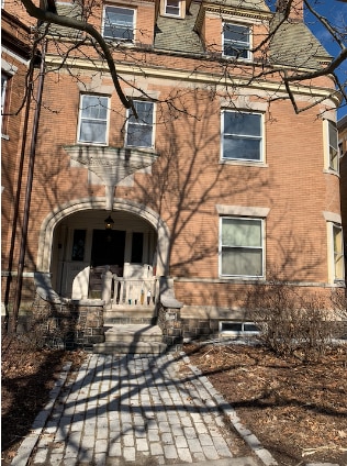 1750 Beacon St Unidad 10