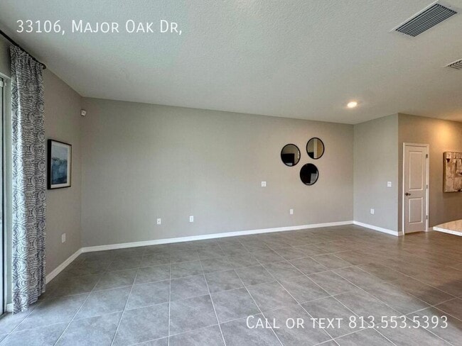 Photo - 33106 Major Oak Dr