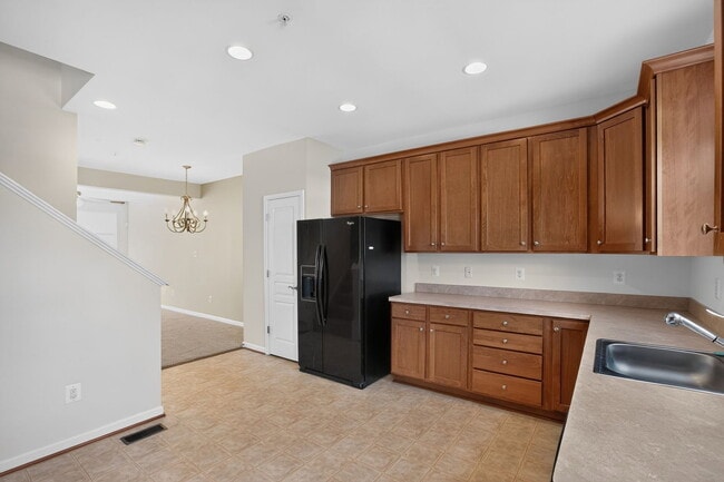 Photo - 23111 Foxglove Way