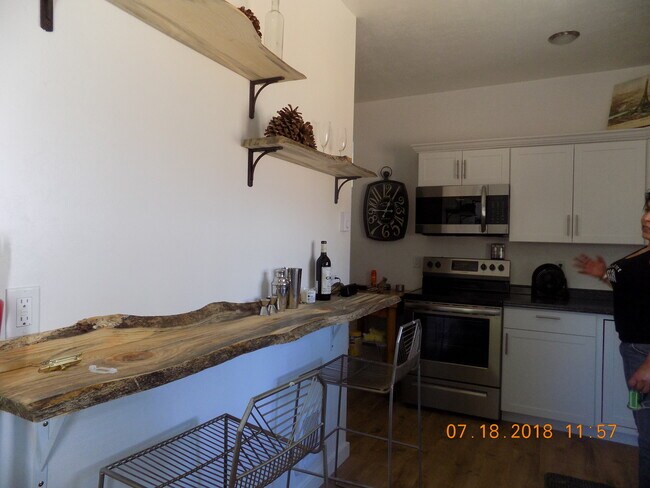 507 4th St W