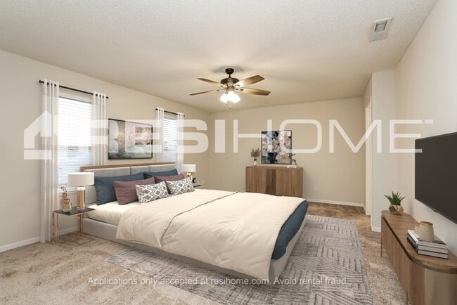 Photo - 1726 Blue Grass Pkwy